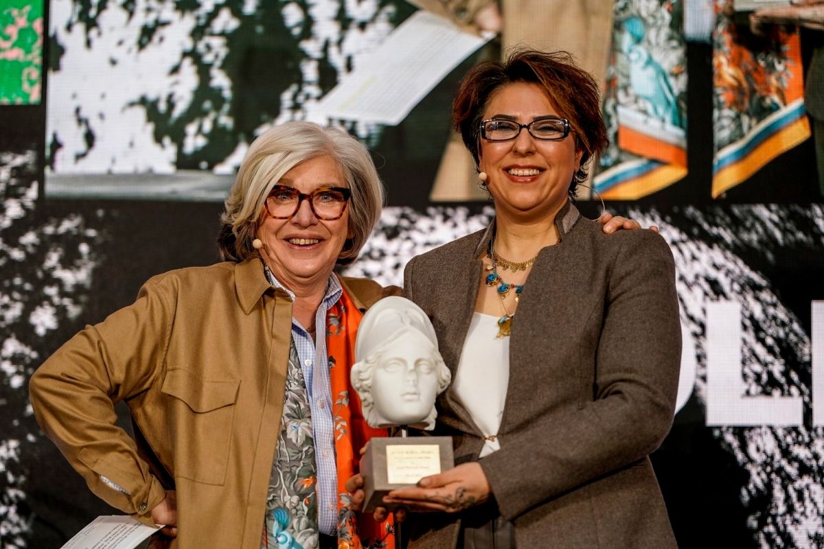 Şef Ebru Baybara Demir, Aenne Burda Yaratıcı Liderlik Ödülü’ne layık görüldü